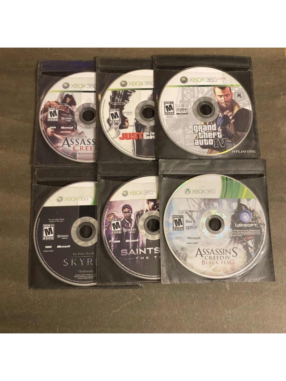 Lot of 11 Disc Only XBox 360 Games No Cases Manuals GTA Halo Saints Row